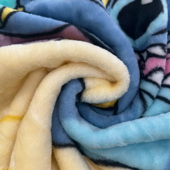 TT Stitch "Make Waves All Day" Plush 43"x55" Throw Blanket - Picture 5 of 5